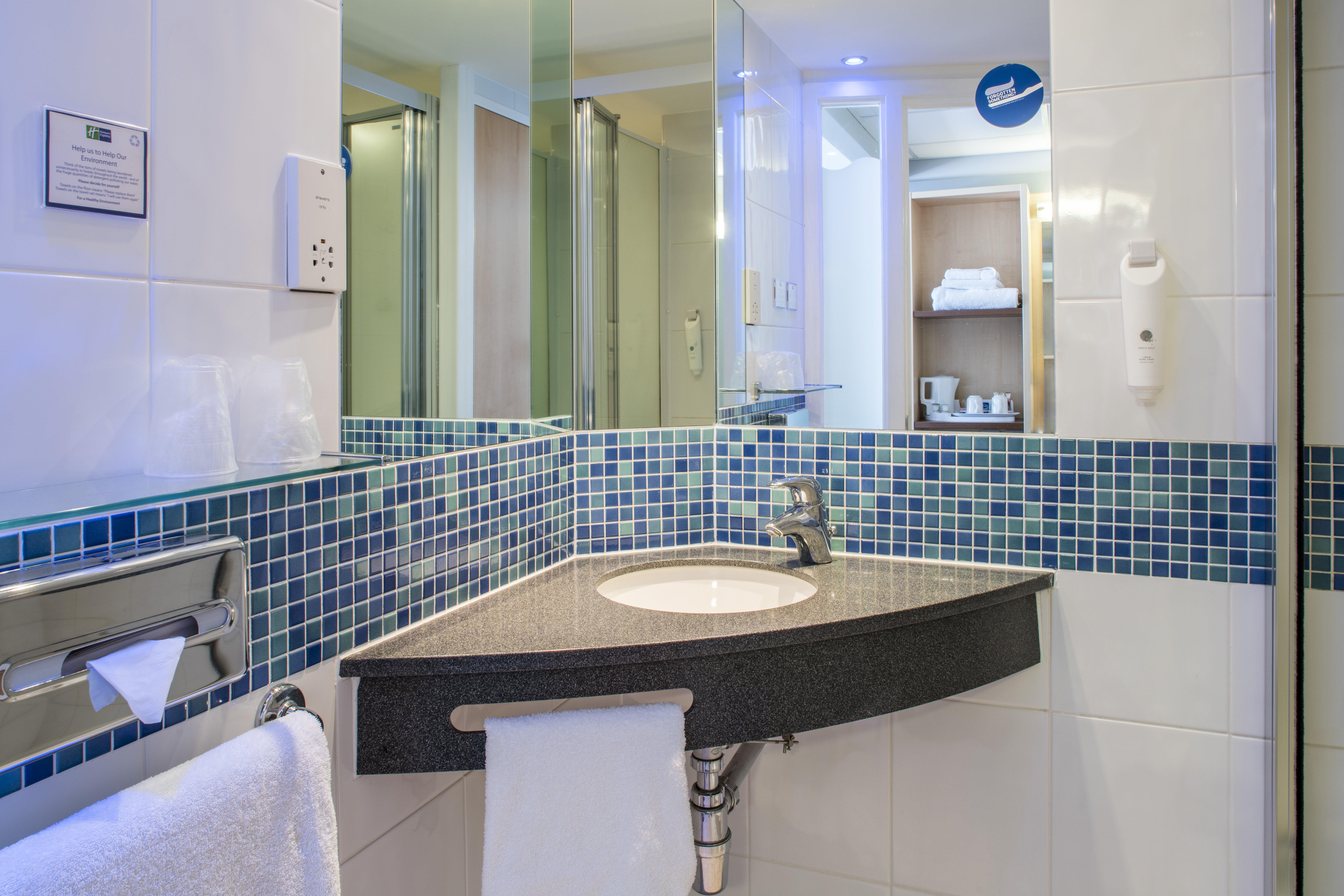 Holiday Inn Express Leicester City By Ihg Exterior photo