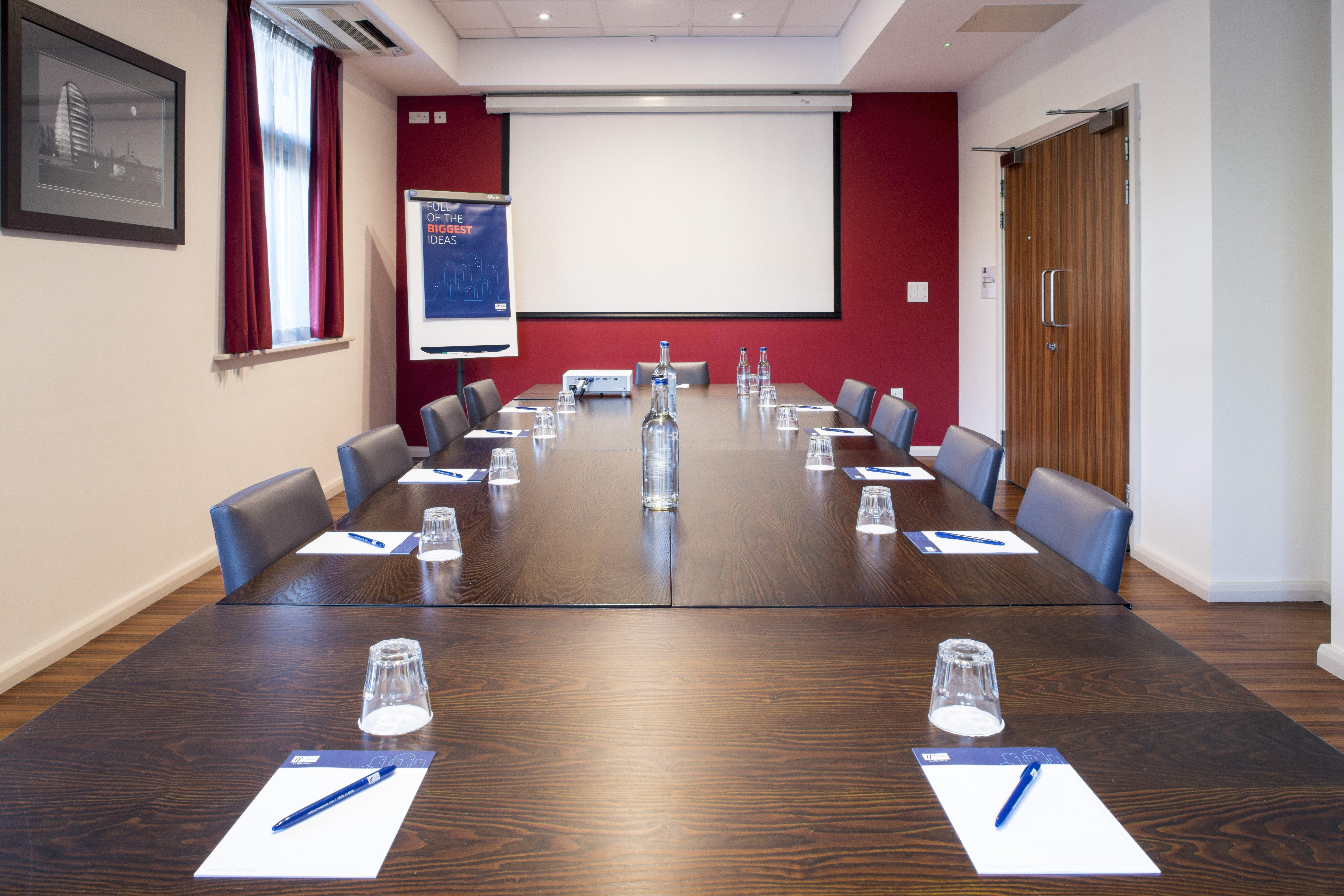 Holiday Inn Express Leicester City By Ihg Exterior photo