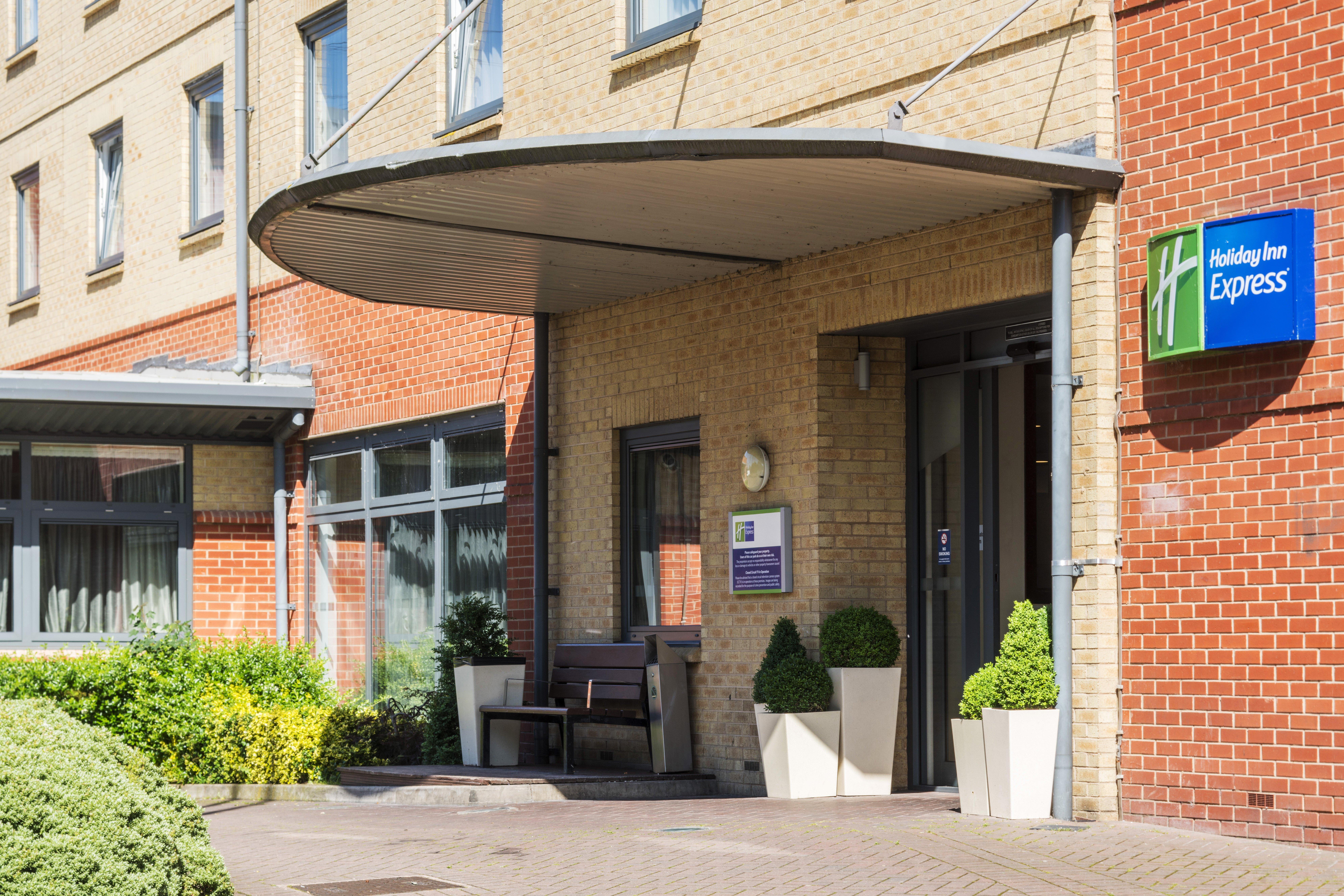 Holiday Inn Express Leicester City By Ihg Exterior photo