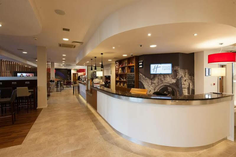 Holiday Inn Express Leicester City By Ihg Exterior photo